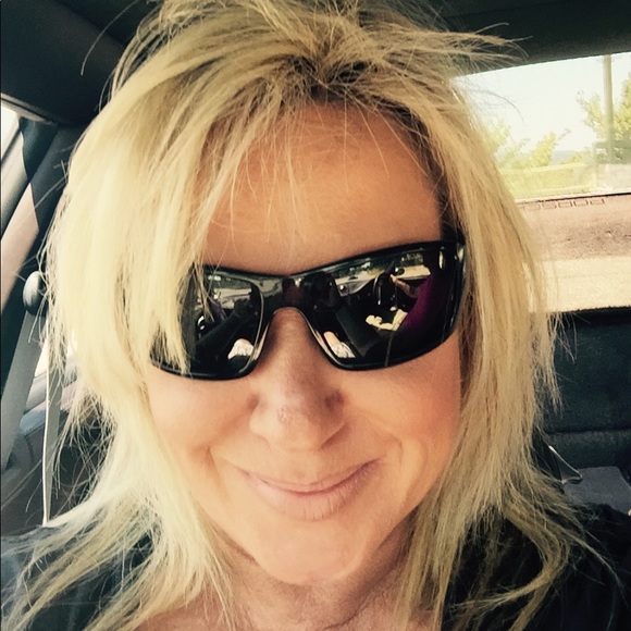 Meet your Posher, Sam - Picture 1 of 1